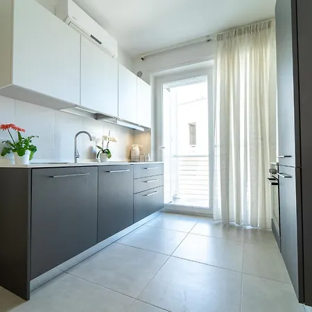 Blue Seaside 폴리나노 아마레